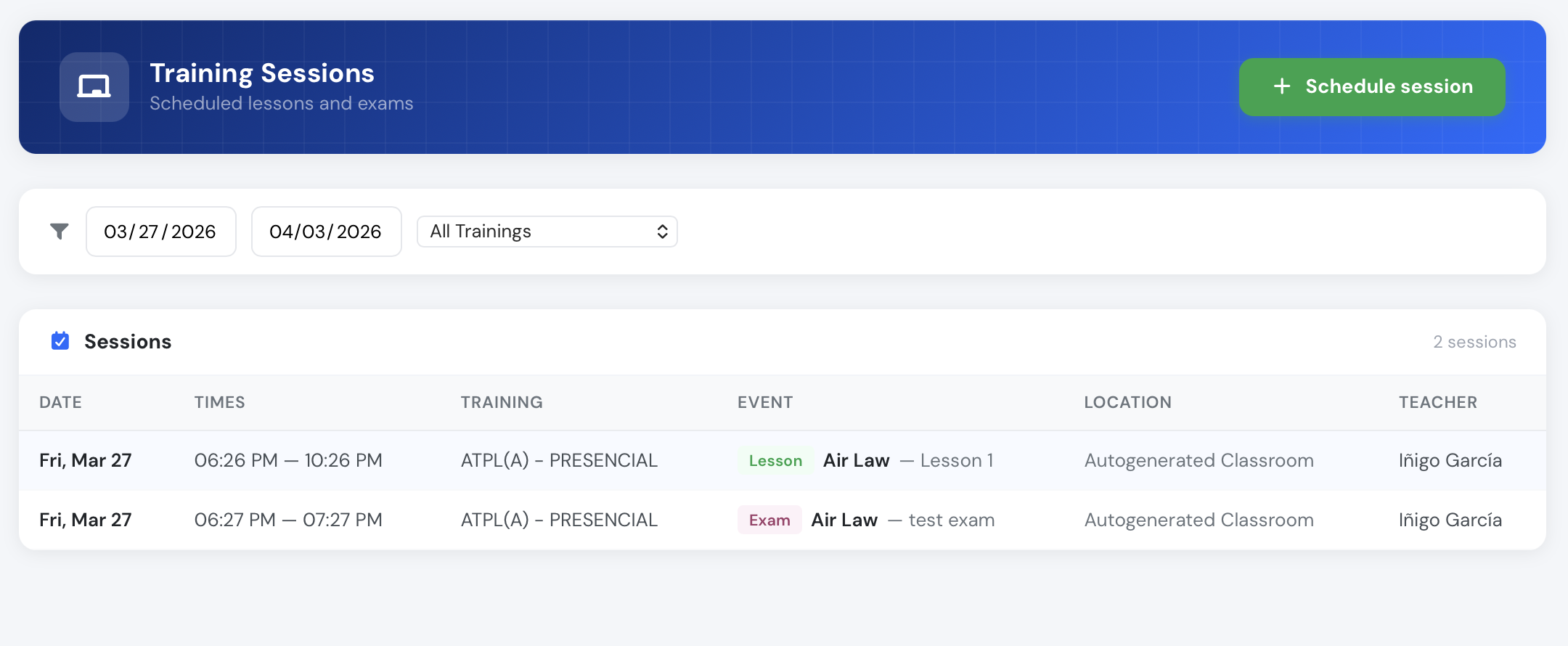 Lista de cursos LMS mostrando programas de formación ATPL y de seguridad